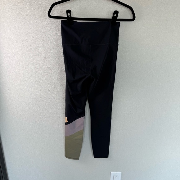 NWOT P.E Nation Black High Waist Color Block Legging Activewear Workout Sz Small - Picture 8 of 12